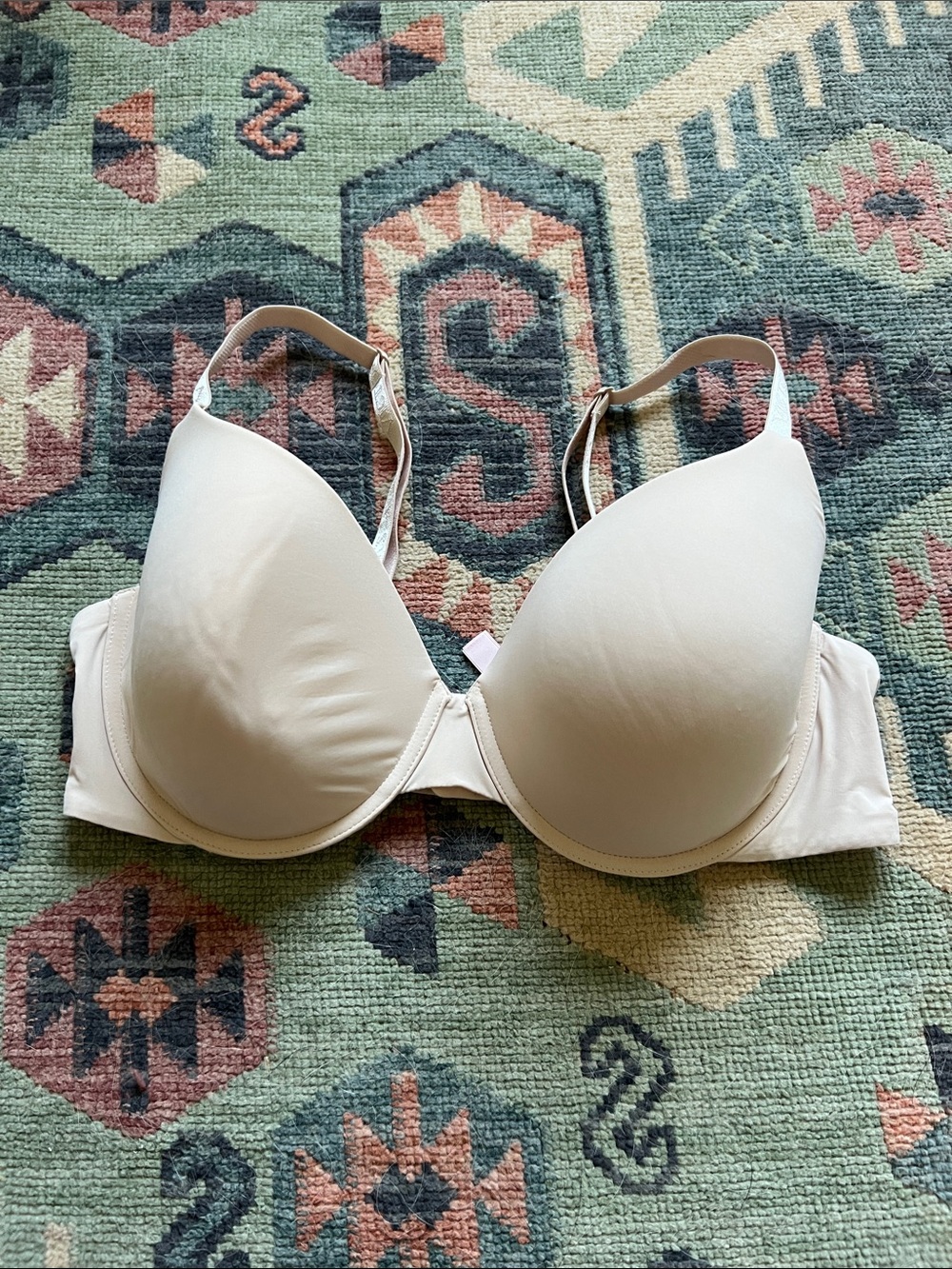 Victoria’s Secret Tshirt Lightly Lined Demi Bra